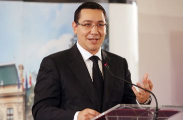 Ponta: Sunt tentat sa critic Petrom cand scumpeşte benzina, dar ma opresc pentru ca este cel mai mare contribuabil la buget