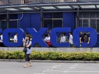 
	Foxconn recunoaste ca a angajat tineri in varsta de 14 ani in China
