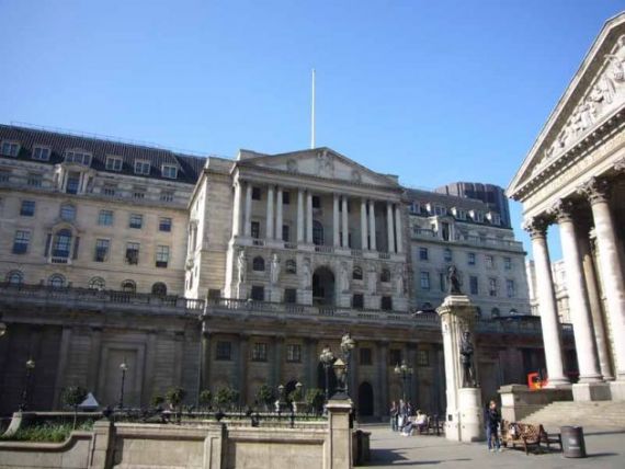 Banca Angliei: Trebuie sa ne pregatim pentru riscuri de tip sfarsitul lumii
