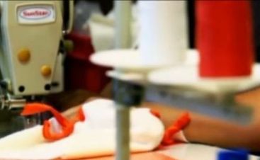 Reportaj Richard Quest in Spania sufocata de recesiune: afacerea cu scutece reutilizabile