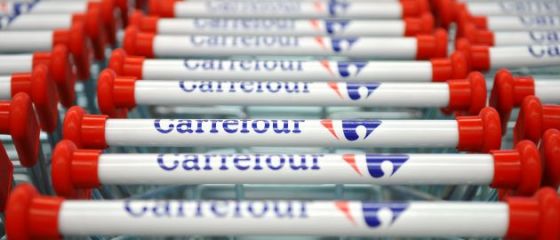 Carrefour se retrage din Columbia. Vinde operatiunile pentru doua miliarde de euro