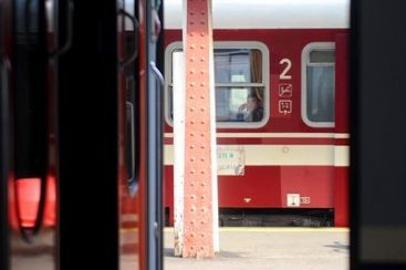Mafia nasului, anihilata. Pierderile CFR Calatori: 370 mil. euro. Perchezitii la Ministerul Transporturilor si CFR