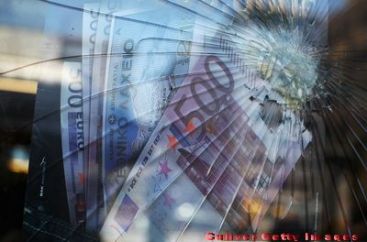 Romania ramane fara 10,4 miliarde de euro. CE suspenda trei programe cofinantate prin fonduri europene