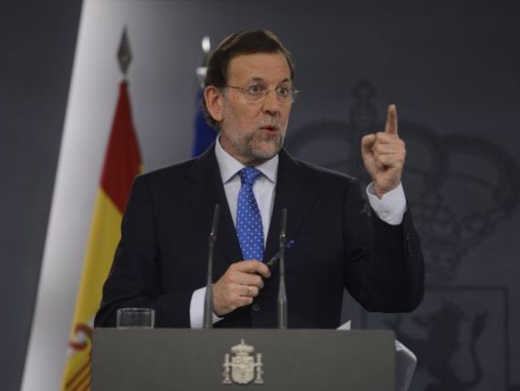 Economia Spaniei s-a contractat pentru al cincilea trimestru consecutiv. Premierul sustine ca nu are nevoie de ajutorul UE