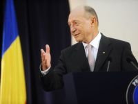 
	Basescu: &quot;Acum nu vom mai vinde cei 10% din Petrom. Am fost norocosi ca nu am vandut in 2011&quot;
