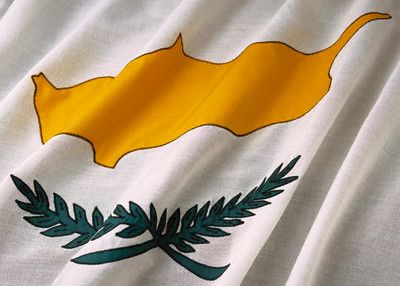 Un ajutor european pentru Cipru ar favoriza oligarhii rusi, care au investit pe insula o suma care depaseste PIB-ul statului