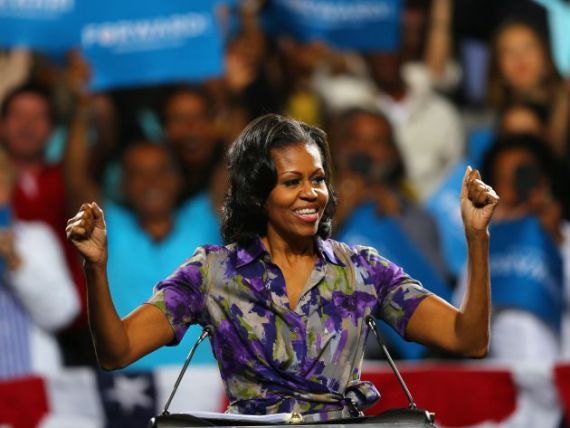 Michelle Obama. Femeia care-l depaseste pe cel mai puternic om al Planetei in popularitate. Asul din maneca presedintelui