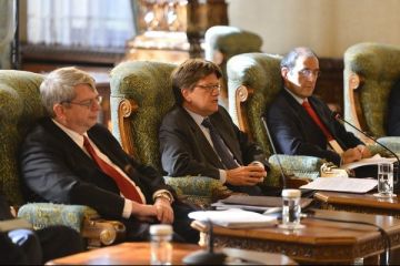 O delegatie FMI a venit, marti, la Bucuresti. Perspectivele economiei, bugetul pe 2013 si reformele, principalele teme de discutie