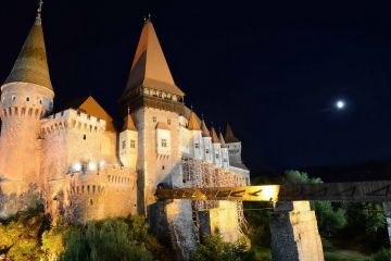 Castelul Corvinilor, locul II in topul celor mai infricosatoare cladiri din lume, in pragul distrugerii