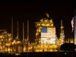 Arabia Saudita pierde titlul de cel mai mare producator mondial de petrol