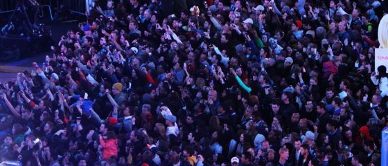 Black Friday si sarbatorile au adus pe plus piata bunurilor de folosinta indelungata in 2012. Sectorul foto a performat cel mai bine