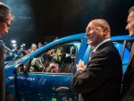 Dacia pregateste inca trei modele. Traian Basescu, despre industria auto: Nu e Yes, we can , dar este un Da, putem romanesc