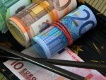 Cea mai mare competitie pentru asistenti europeni incepe pe 6 decembrie. Cum te angajezi la UE, cu un salariu de peste 3.300 euro