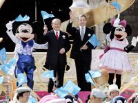 CEO-ul Disney vinde actiunile la compania pe care o conduce, pentru a investi in Apple