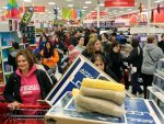 WSJ: Black Friday nu aduce neaparat cele mai bune oferte. Pe ce mizeaza de fapt retailerii