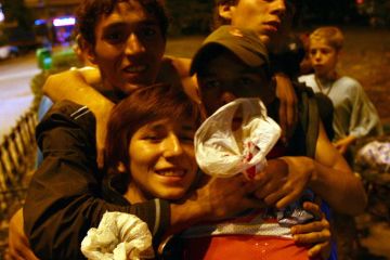 Orasul de sub oras. Cum traiesc sute de oameni ai strazii, de care societatea nu vrea sa stie, in canalele Bucurestiului
