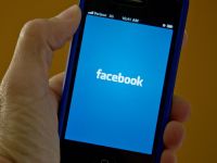 Facebook isi incurajeaza angajatii sa foloseasca telefoane cu sistem Android
