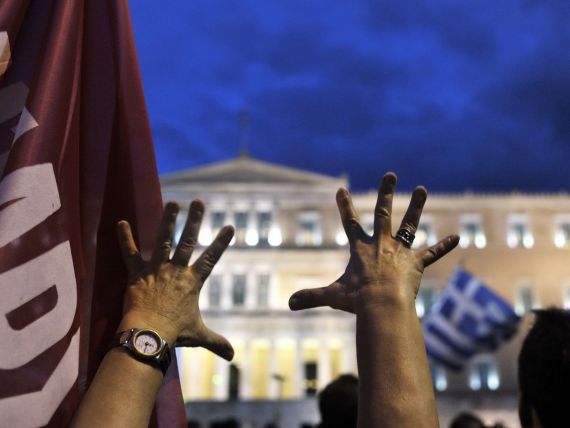 Deja vu. Grecia ar putea avea nevoie de alte doua acorduri cu UE si FMI - oficial BCE