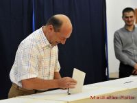 Presedintele Basescu a votat &quot;pentru continuitate in drumul spre Vest&quot;