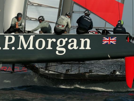 JPMorgan cere angajatilor sa contribuie la plata unei amenzi de 500 milioane lire in Marea Britanie