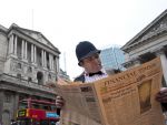 Michael Bloomberg, primarul orasului New York, vrea sa cumpere publicatia Financial Times