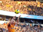 Fotbalistul care a revoltat fanii pe Twitter: Castig doar 70.000 de euro pe saptamana si am facturi de platit