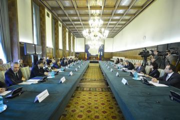 Cum ar putea arata viitorul cabinet Ponta: 22 de ministri si portofolii separate pentru Energie, Comert si IMM-uri