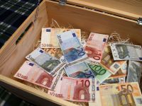 
	2012, cel mai sarac an de criza. Bogatii Europei au obtinut cele mai mici profituri din ultimii 4 ani
