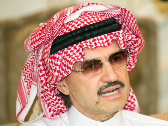 Un print saudit a platit 500 milioane de dolari pe un palat zburator