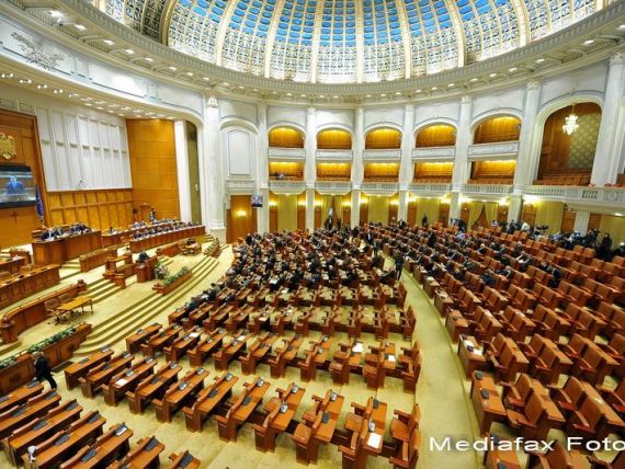 Senatul si Camera Deputatilor se reunesc pentru prima data in actuala legislatura. Cum se formeaza noul Parlament si Guvernul