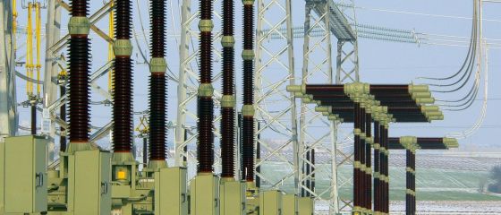 2013 vine cu scumpiri. Pretul energiei electrice si al gazelor se majoreaza cu 5%, respectiv 8%