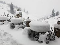 Iarna se intoarce in forta. Slovacia, paralizata de ninsori. Ce urmeaza in Romania