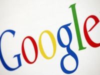 Google ureaza utilizatorilor Sarbatori fericite printr-un logo special