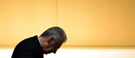 Italia ramane fara premier in plina criza economica. Tehnocratul Mario Monti a demisionat, Berlusconi se pregateste pentru al saselea mandat