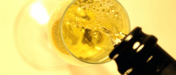 Tristetea francezilor scade consumul de sampanie