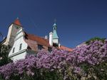 Riga aplica masuri de austeritate considerate prea dure chiar si de FMI. Economia Letoniei a trecut de la scadere de 20% la crestere de 5%