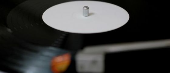 CD-urile si mp3-urile, amenintate de discurile de vinil. Vanzarile au explodat in ultimul an