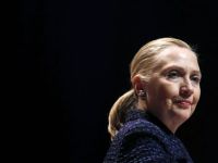 Hillary Clinton si-a reluat activitatea dupa tratamentul pentru un cheag de sange la cap
