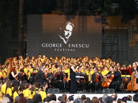 Festivalul Enescu scoate 9 mil. euro din bugetul statului. Ponta: Era bine sa existe si banii cand s-au angajat cheltuielile