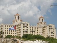 Cubanezii vor putea calatori in strainatate incepand de luni