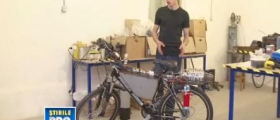Primul roman care construieste un motor cu reactie de la Henri Coanda incoace