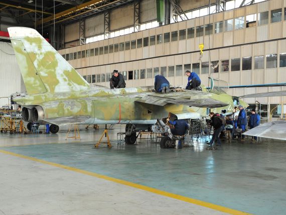 Fabrica de Avioane de la Craiova va fi scoasa la vanzare