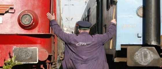 Trenurile n-au plecat din gari miercuri dimineata. Oprite in statii, pentru ca angajatii nu si-au primit salariile din decembrie