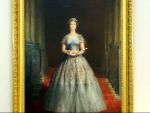 Un portret al reginei Elisabeta a II-a, in care aceasta are gatul prea lung , expus dupa 61 de ani