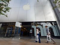 
	Apple se pregateste sa anunte prima scadere a profitului din ultimii 10 ani
