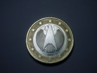 
	Financial Times: Euro, urmatoarea moneda care intra in razboiul global al valutelor

