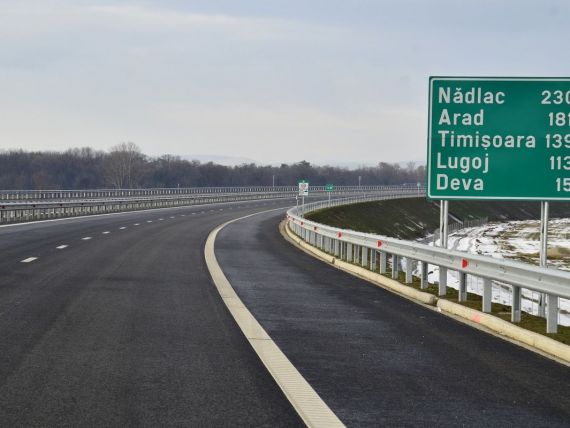 Firme din Spania si Olanda vor construi autostrazi in Romania. Inca doua contracte, de peste 2 mld. lei, semnate de CNADNR