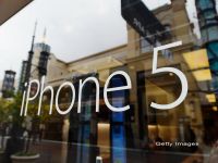 
	iPhone pierde teren in fata Samsung si Motorola, in perceptia americanilor&nbsp;
