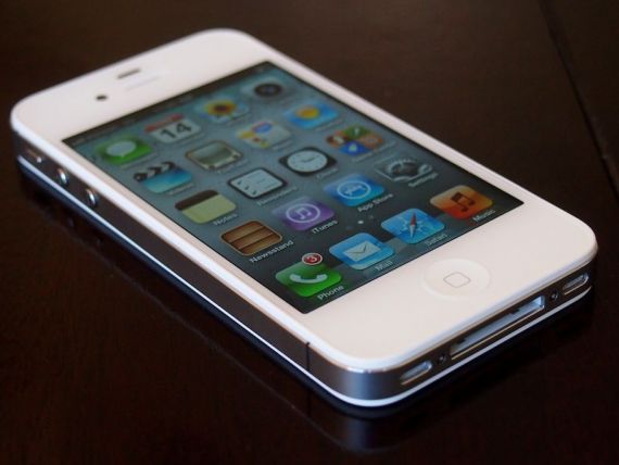 Apple ar putea lansa in urmatorul an modele iPhone cu ecrane mai mari