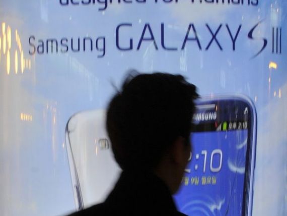 Profitul Samsung a crescut cu 76% in trimestrul IV, la cifra record de 6,5 mld. dolari. Pretul actiunilor companiei se afla insa in scadere